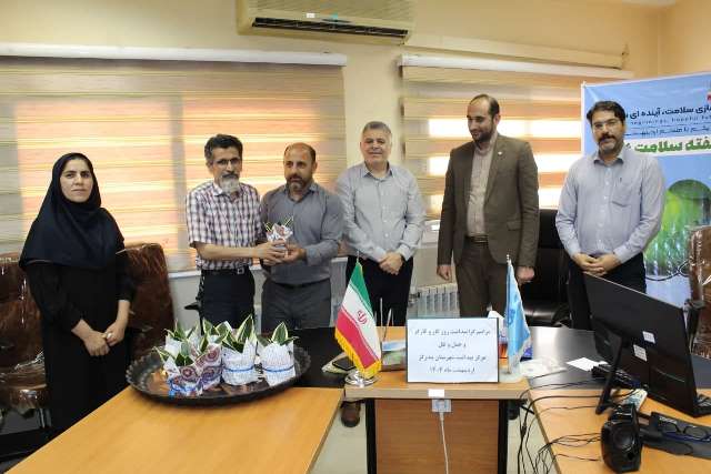 از پرسنل خدماتی ، روزمزد ، شرکتی و راننده های قراردادی و استیجاری مرکز بهداشت بندرگز تجلیل شد