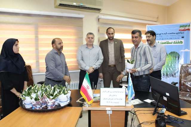 از پرسنل خدماتی ، روزمزد ، شرکتی و راننده های قراردادی و استیجاری مرکز بهداشت بندرگز تجلیل شد