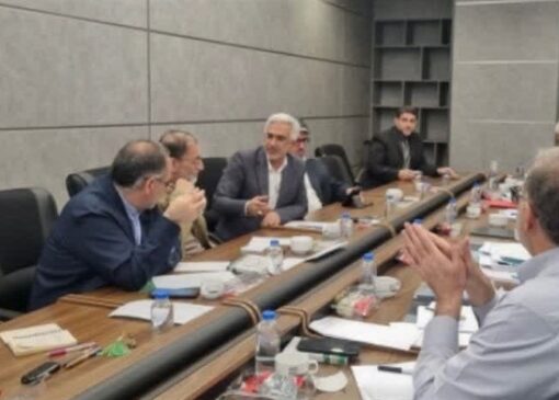 بررسی طرح تحقیق و تفحص از بنیاد شهید با حضور معاونان بنیاد