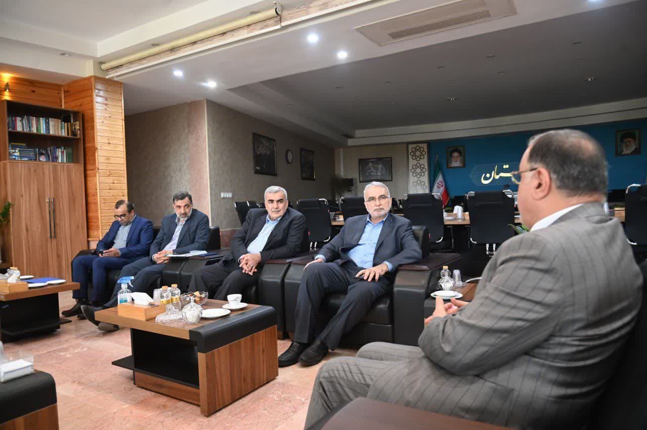 دیدار معاون آموزشی وزیر بهداشت با استاندار گلستان؛ تاکید بر توسعه زیرساخت‌های درمانی و راه‌اندازی دانشکده داروسازی در استان