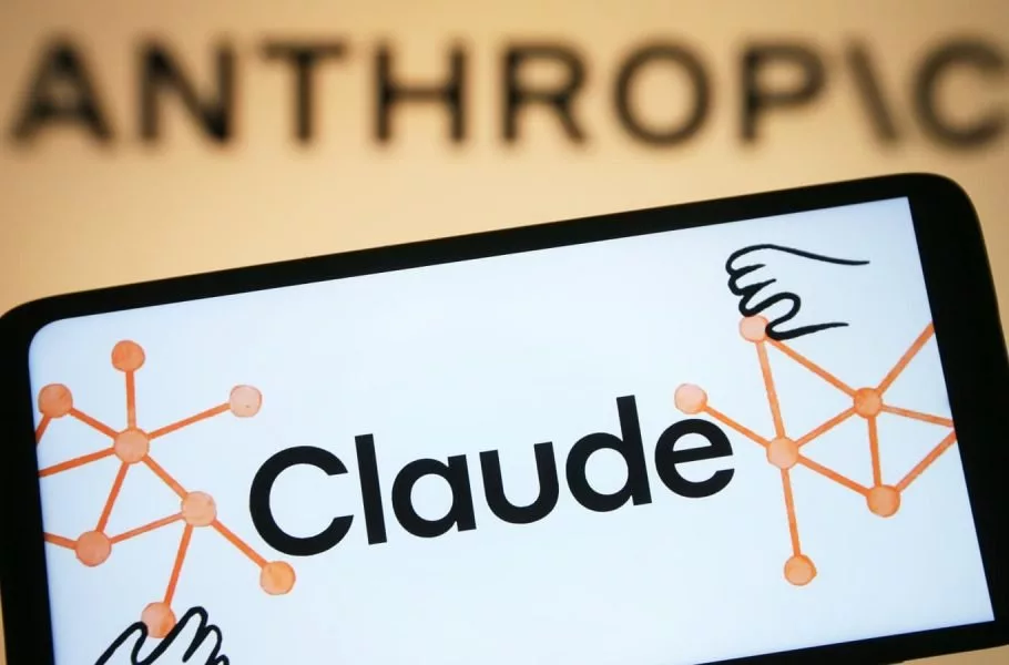 رقابت جدی‌تر در سطح بین‌المللی؛ آنتروپیک نیروی انسانی خود را سه برابر می‌کند