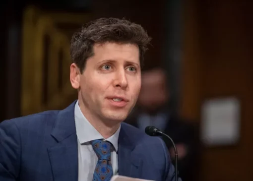 سم آلتمن: هوش جامع مصنوعی تا ۲۰۳۰ می‌آید و جایگزین ۴۰ درصد کارها می‌شود