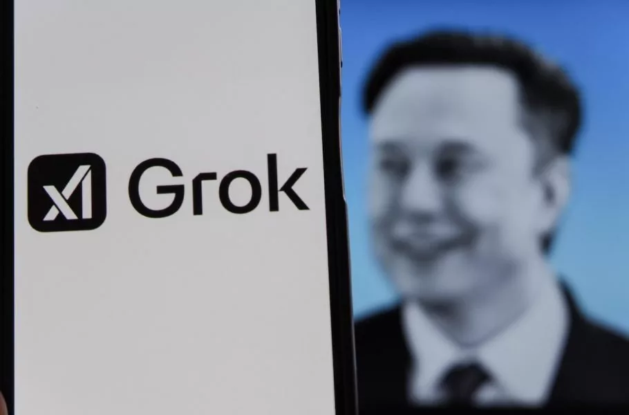 عشق عجیب گراک به خالق خود: ایلان ماسک در همه‌چیز بهترین است!