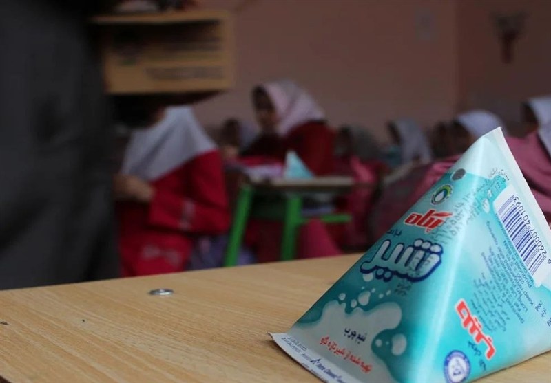 ماجرای توزیع شیر ناسالم در مدارس چه بود؟