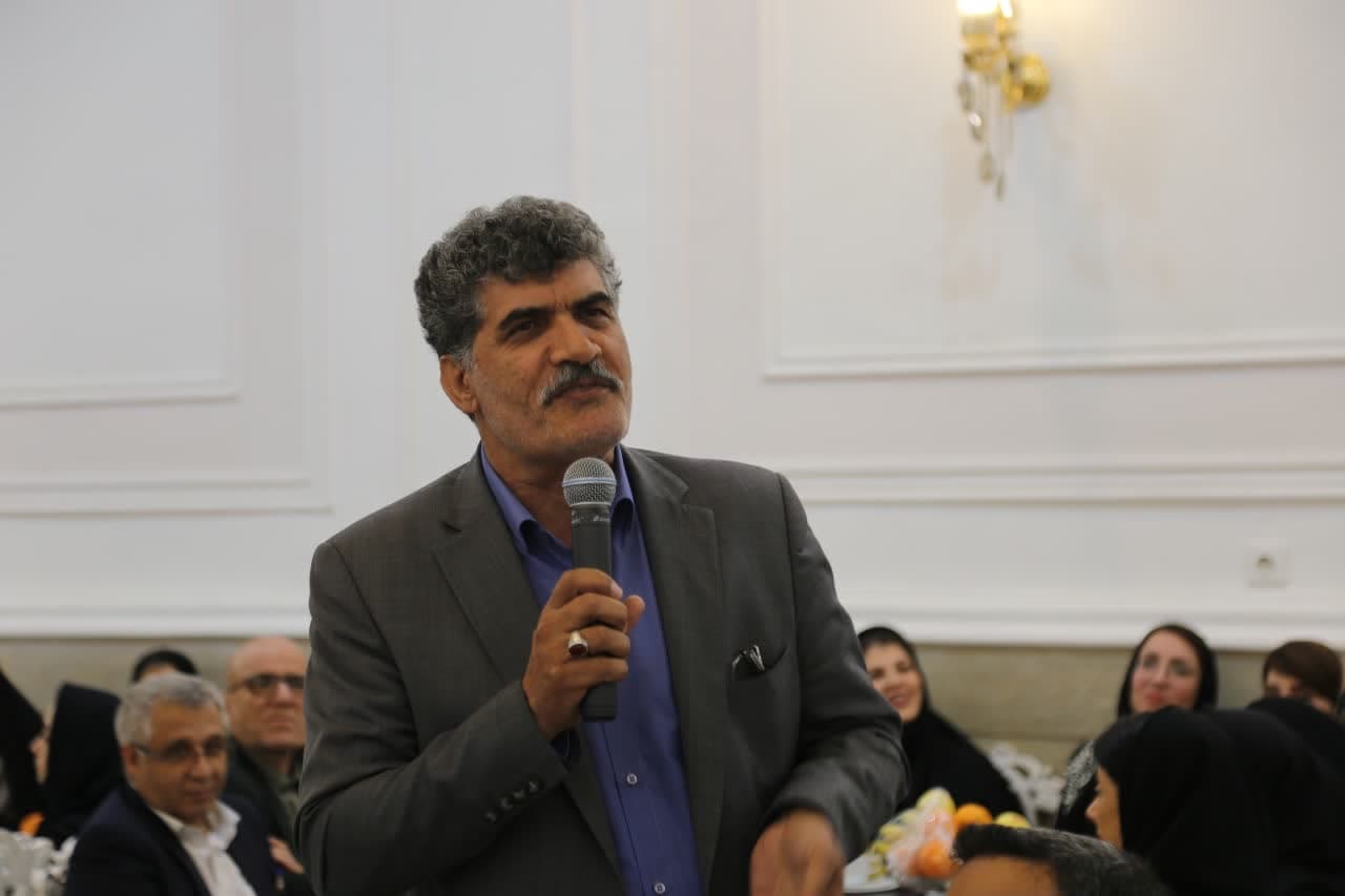 مراسم بزرگداشت روز استاد و تجلیل از مقام معلم در دانشگاه علوم پزشکی گلستان برگزار شد.‌