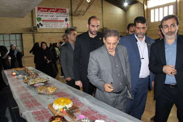 مراسم بزرگداشت هفته سلامت و دهه کرامت در بندرگز برگزار شد مراسم بزرگداشت هفته سلامت و دهه کرامت در بندرگز برگزار شد