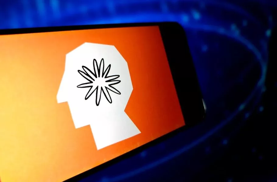 چتبات هوش مصنوعی Claude بهصورت رسمی با Canva یکپارچه شد چتبات هوش مصنوعی Claude بهصورت رسمی با Canva یکپارچه شد