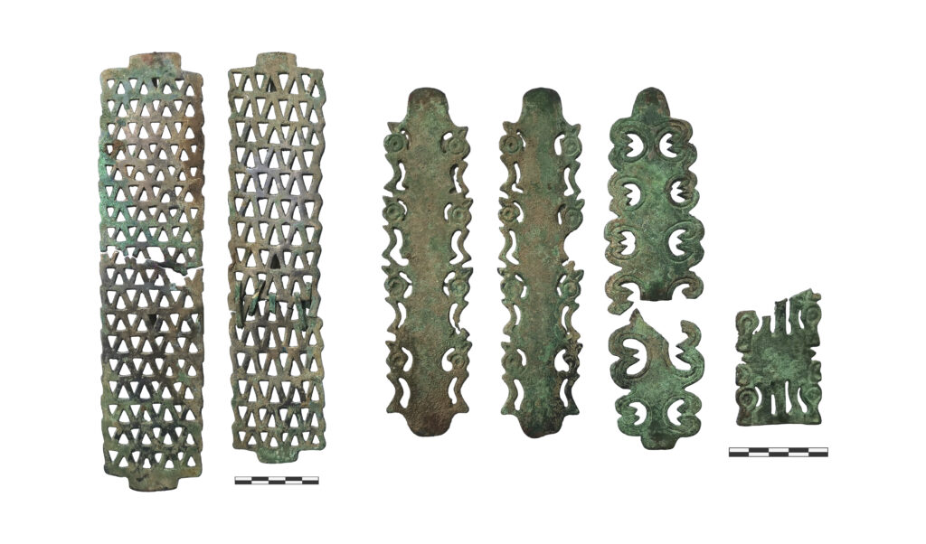 کشف اشیا آیینی از کورگان های ۲۵۰۰ ساله کشف اشیا آیینی از کورگان های ۲۵۰۰ ساله