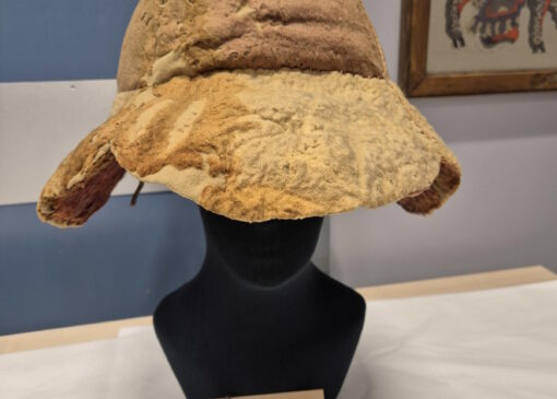 کلاه آفتاب‌گیر باستانی