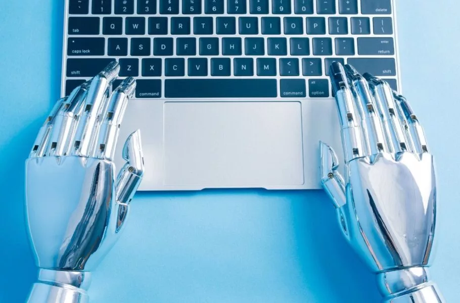 اثر هوش مصنوعی بر بازار کار: کاهش 19 درصدی آگهی‌های استخدام و جایگاه‌های شغلی