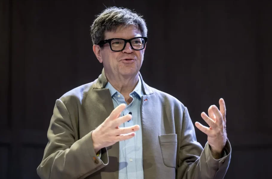 دانشمند ارشد متا ایده مشارکت در توسعه یک هوش مصنوعی متنباز برای کل جهان را مطرح کرد دانشمند ارشد متا ایده مشارکت در توسعه یک هوش مصنوعی متنباز برای کل جهان را مطرح کرد