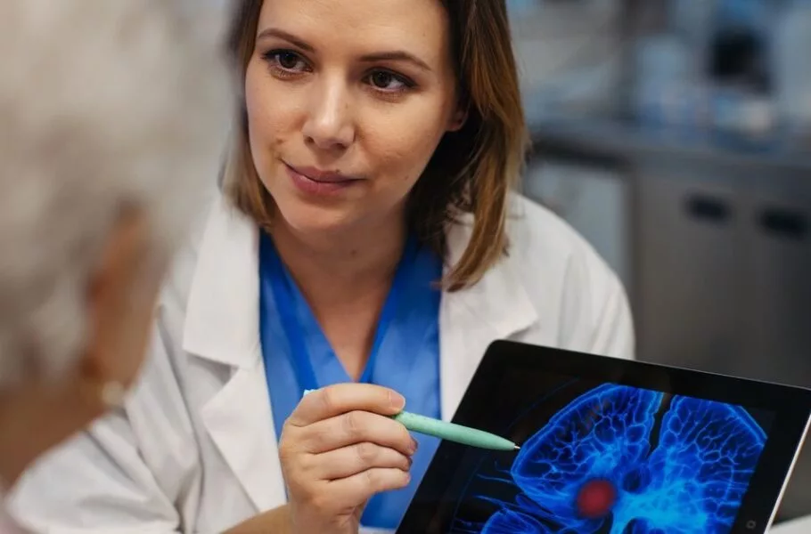 محققان انگلیسی می‌خواهند با هوش مصنوعی جدید بیماری‌ها را پیش‌بینی کنند