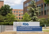 FDA آمریکا هوش مصنوعی خودش را برای افزایش سرعت ارزیابی‌های علمی به کار می‌گیرد