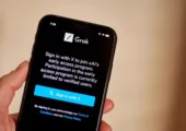 xAI حالا اپلیکیشن مستقل هوش مصنوعی Grok در آیفون را آزمایش می‌کند
