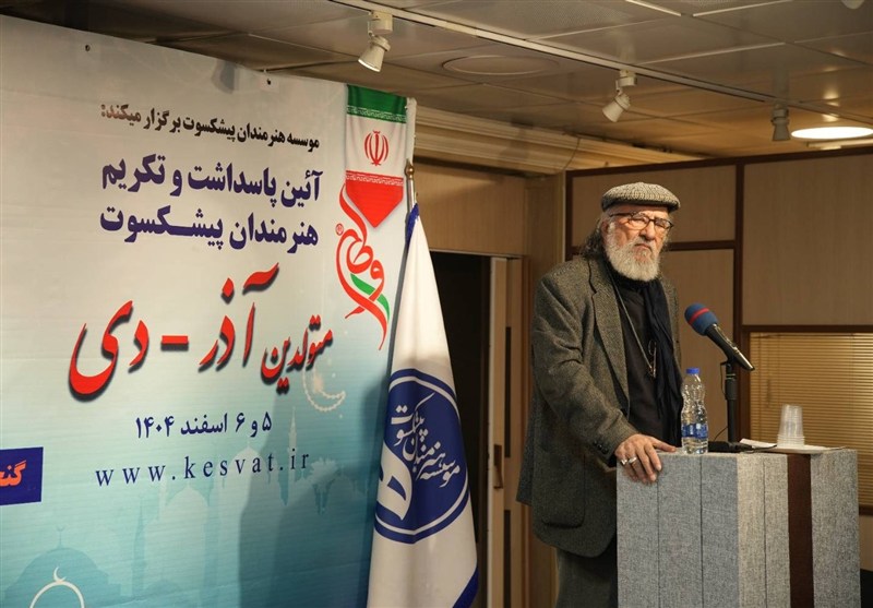 ارجمند: ایران با هزاران سال تمدن هرگز تسلیم نمیشود ارجمند: ایران با هزاران سال تمدن هرگز تسلیم نمیشود