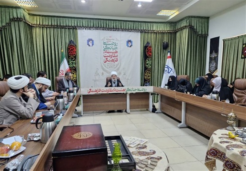 از «شاهآباد» تا «نظم نوین جهانی» از «شاهآباد» تا «نظم نوین جهانی»