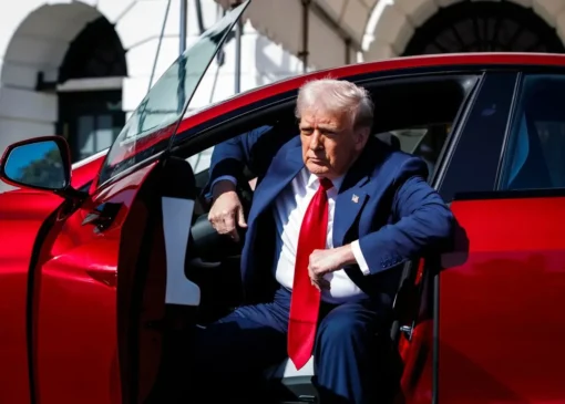 ترامپ بنزین را آزاد می‌کند