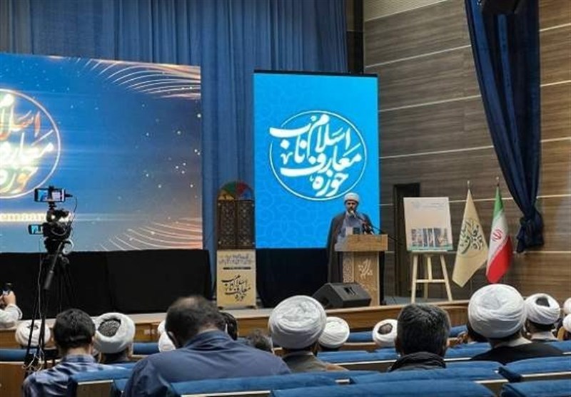 تلاش برای ساده‌سازی معارف دینی در «مراکز معارف اسلام ناب»