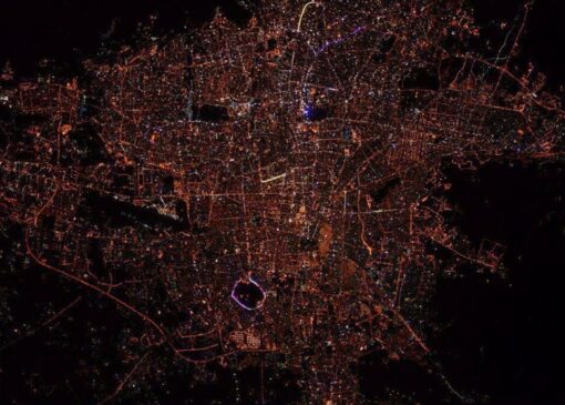 تهیه نقشه ساختمان‌های شمال تهران با استفاده از تصاویر ماهواره خیام