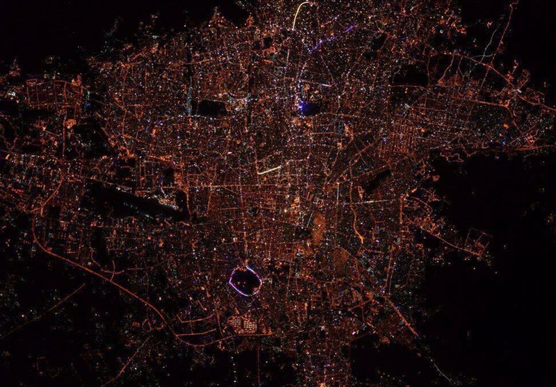 تهیه نقشه ساختمان‌های شمال تهران با استفاده از تصاویر ماهواره خیام