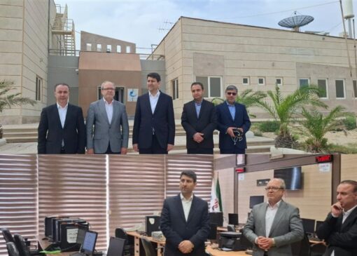 رصد وضعیت سه ماهواره ایرانی در ایستگاه فضایی قشم با حضور وزیر ارتباطات