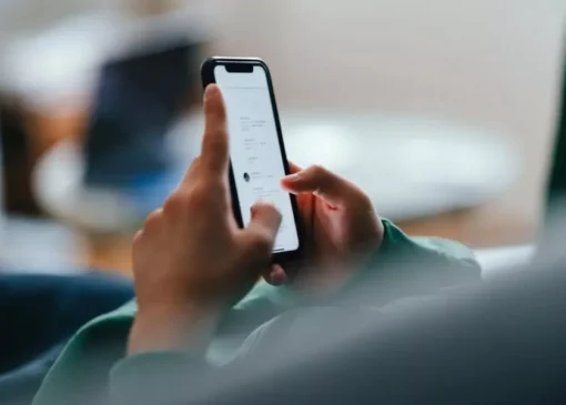 هشدار دانشمندان آکسفورد: مشاوره پزشکی با هوش مصنوعی می‌تواند خطرناک باشد