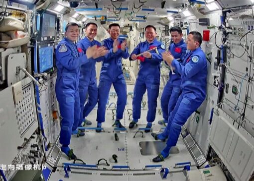 چین تا سال 2030 فضانورد به کره ماه می‌فرستد