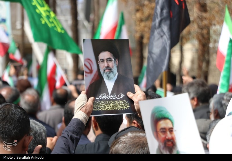 بیعت سید محمود رضوی با آیت الله سید مجتبی خامنه‌ای