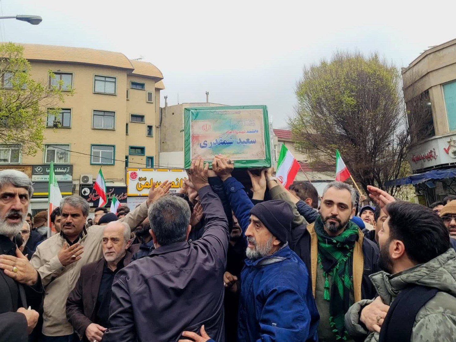 دانشمند شهید شمقدری و فرزندانش به خاک سپرده شدند حمله اسرائیل به ایران , جنگ , آمریکا ,