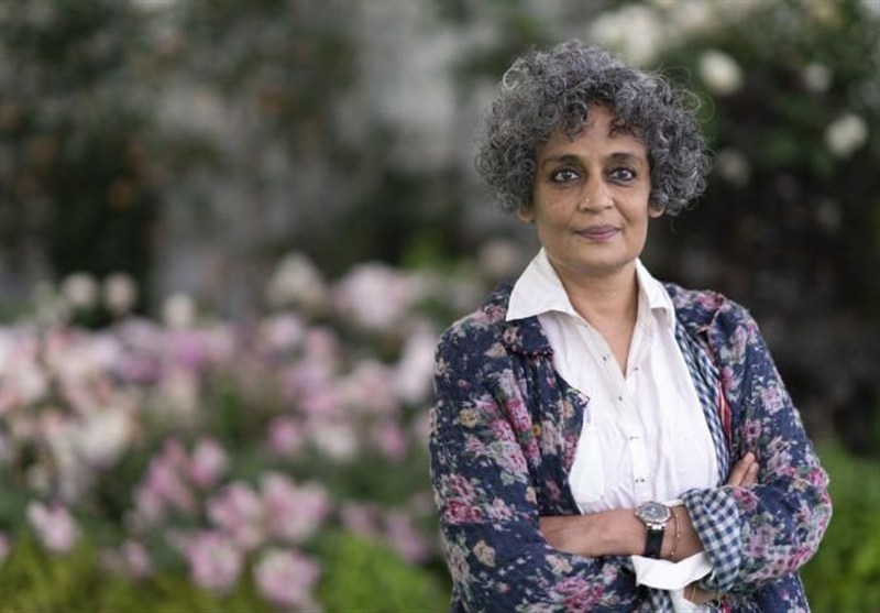 نویسنده سرشناس هند: من کنار ایران میایستم نویسنده سرشناس هند: من کنار ایران میایستم