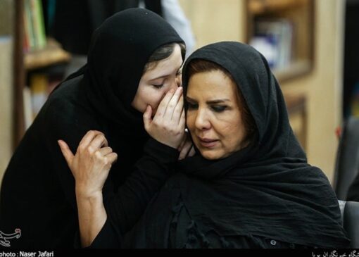 همراهی کارگردان و تهیه‌کننده «پایتخت» با مردم ایران در روزهای تلخ