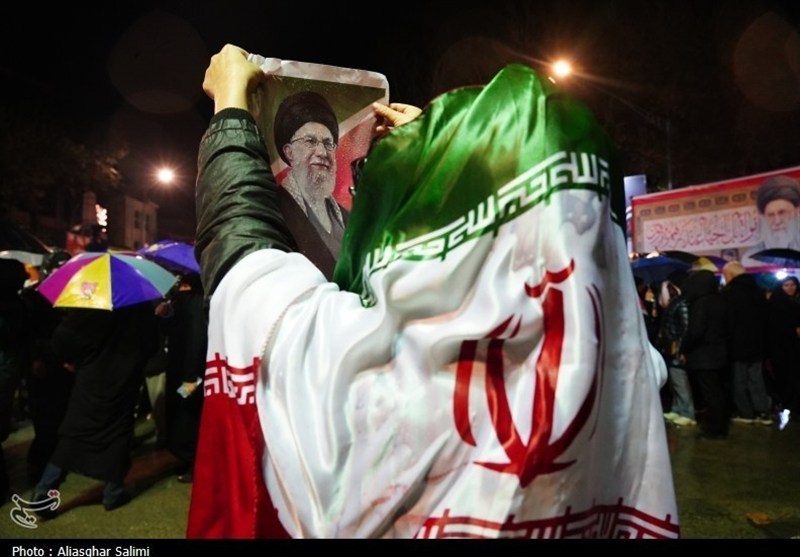 وقتی خون تاریخ را بیدار میکند وقتی خون تاریخ را بیدار میکند