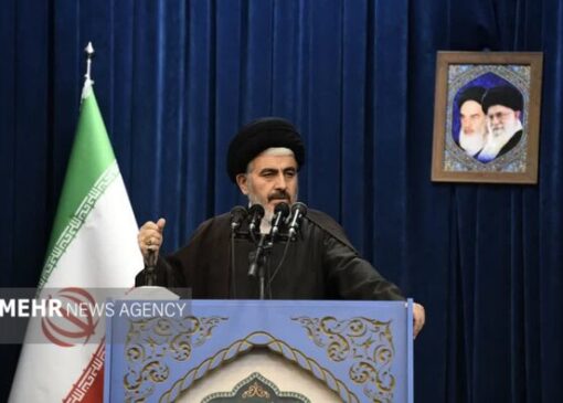 ارتش و سپاه در اوج اقتدار جهانی هستند؛اعتماد به مسئولان، راهکار مقابله