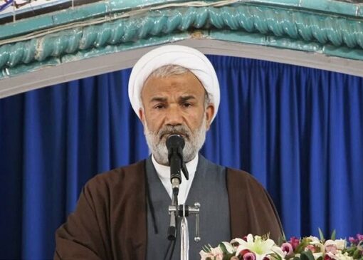 امام جمعه دشتستان: پیام واحد مسئولان بیانگر انسجام درونی است