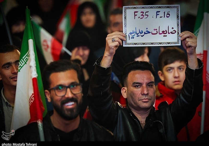 بازخوانی پیروزی از افق متافیزیک تا واقعیت میدانی