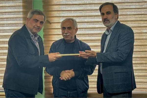 بازگشت دوباره اتابک نادری به ادارهکل هنرهای نمایشی وزارت ارشاد بازگشت دوباره اتابک نادری به ادارهکل هنرهای نمایشی وزارت ارشاد