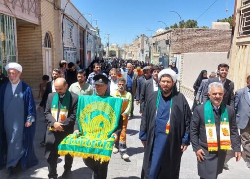 تابش خورشید مشهد همزمان با دهه کرامت در نائین
