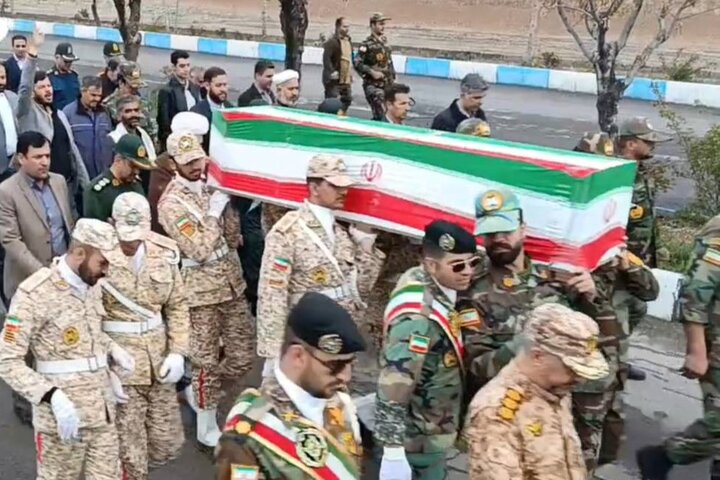 تشییع پیکر شهید گمنام جنگ رمضان در مراغه