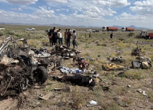 تصادف مرگبار در محور سیرجان- کرمان ۹ کشته و یک مصدوم داشت