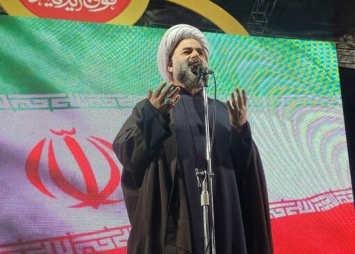 حجت الاسلام عاشوری: مردم ایران پای آرمان‌های انقلاب ایستاده‌اند