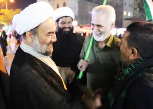 حضور امام جمعه زاهدان در تجمعات شبانه
