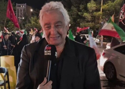 حضور محمدرضا طالقانی در جمع تجمع شبانه مردم قم