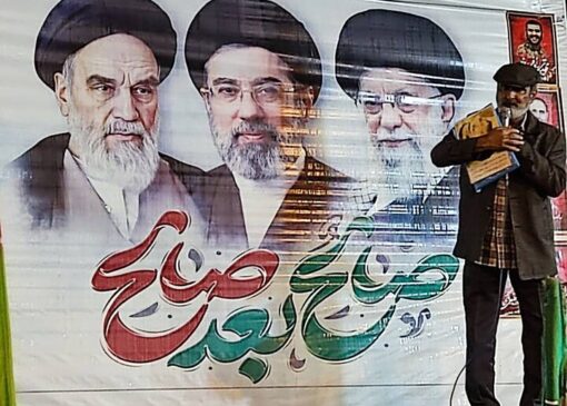 خلیلی: دل رزمندگان پای لانچرها به حضور مردم گرم است