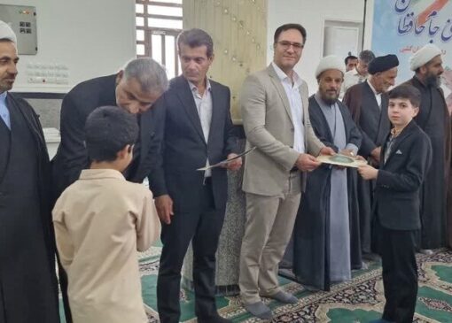 دهمین دوره مسابقات حافظان قرآن در تنگستان برگزار شد