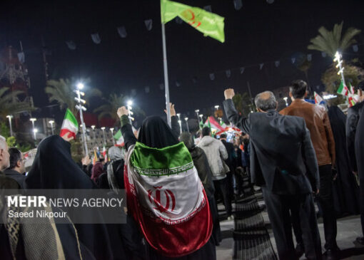 رونمایی از نماهنگ نفسم ایران در تجمع شبانه رشت