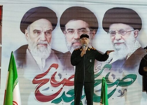 سرهنگ ملک‌علی‌پور: پیام نیروهای مسلح به مردم ماندن در میدان است