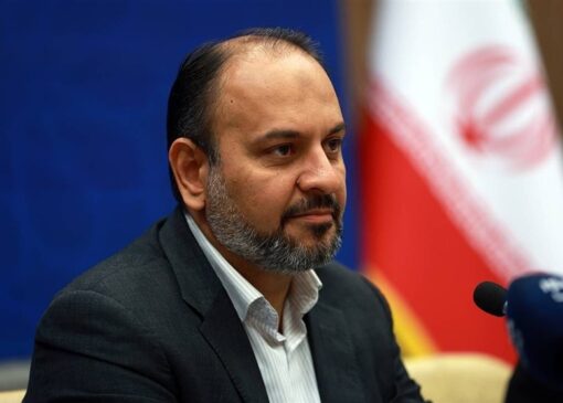 سرود صبحگاهی مدارس با شعری از رهبر شهید انقلاب اجرا می‌شود