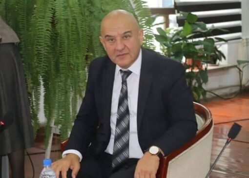 شاعر ملی تاجیکستان جواب یاوه‌گویی‌های ترامپ را داد