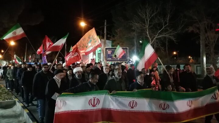 شب پنجاه و ششم ایستادگی و استقامت مردم نراق در حمایت از ولایت فقیه