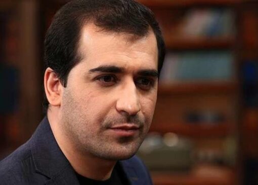 شعرخوانی حمید برقعی در پاتوق هنرمندان/ما اربعین «وَ اعْتَصِمُوا» هستیم